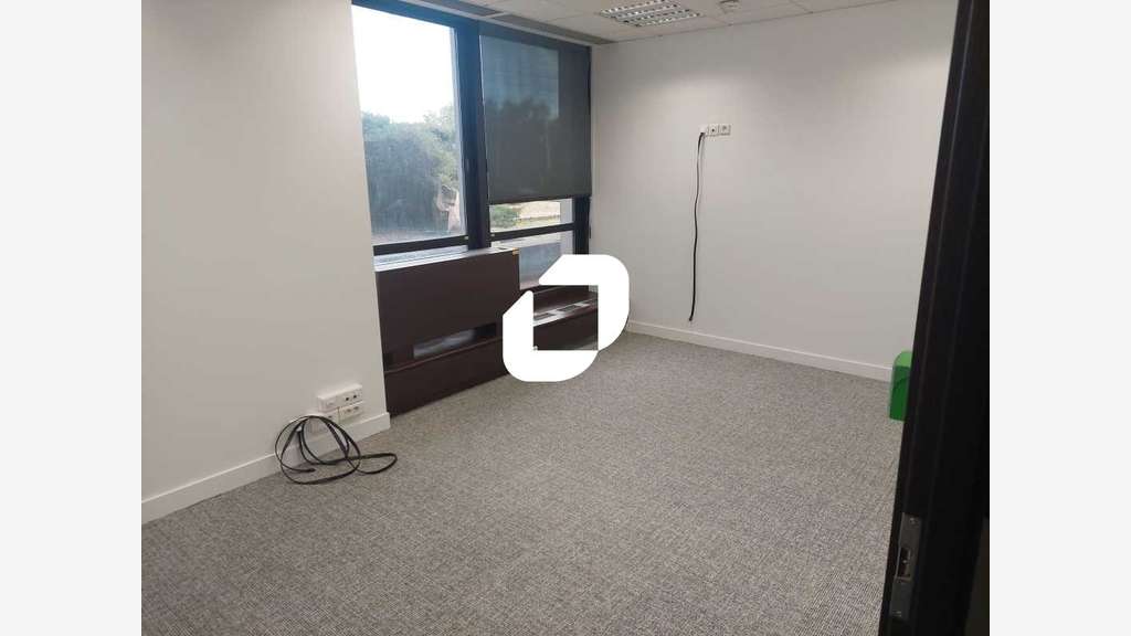 A louer Bureaux 103m² Saint cloud
