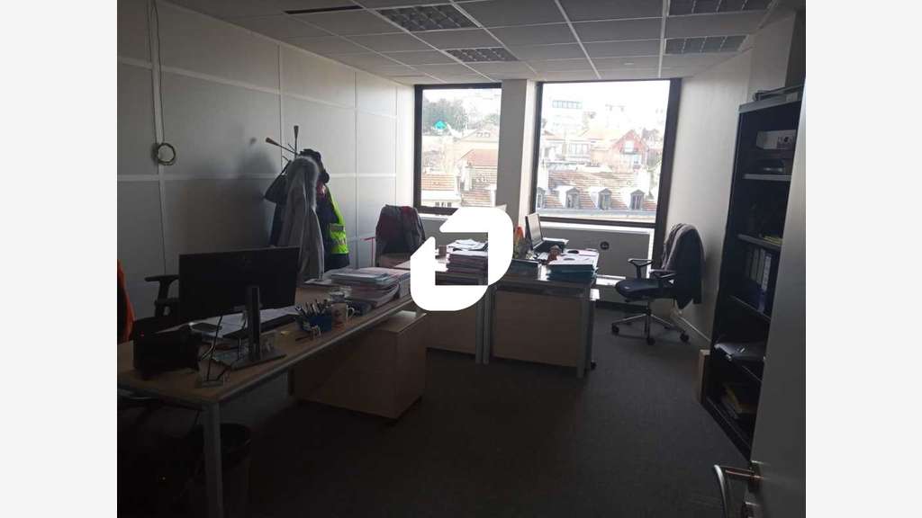 A louer Bureaux 330m² Saint cloud