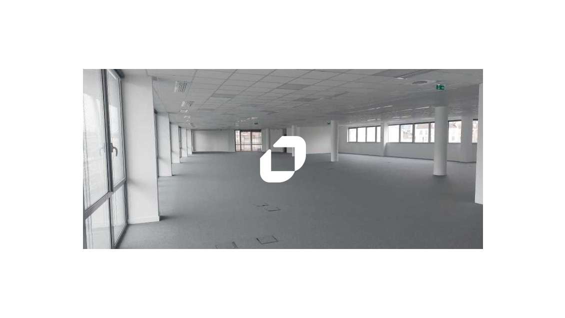 A louer Bureaux 3561m² Saint denis