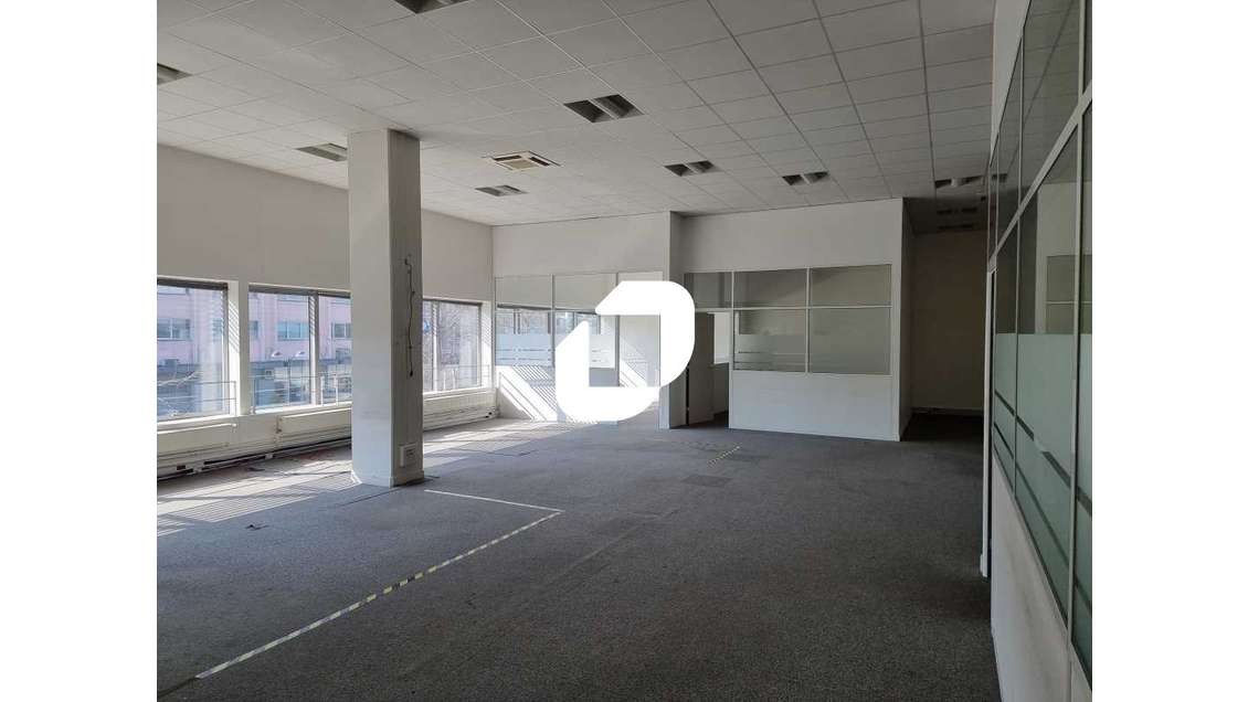 A louer Bureaux 250m² Saint denis