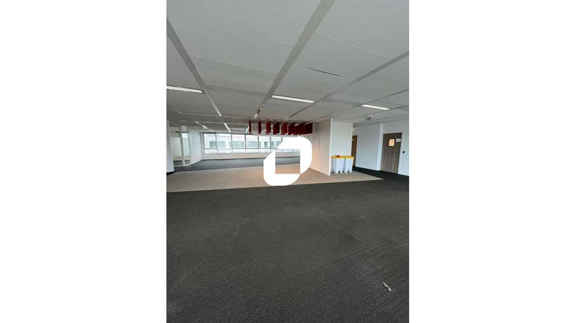 A louer Bureaux 450m² Saint denis