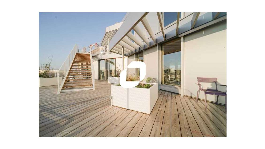 A louer Bureaux 6646m² Saint denis