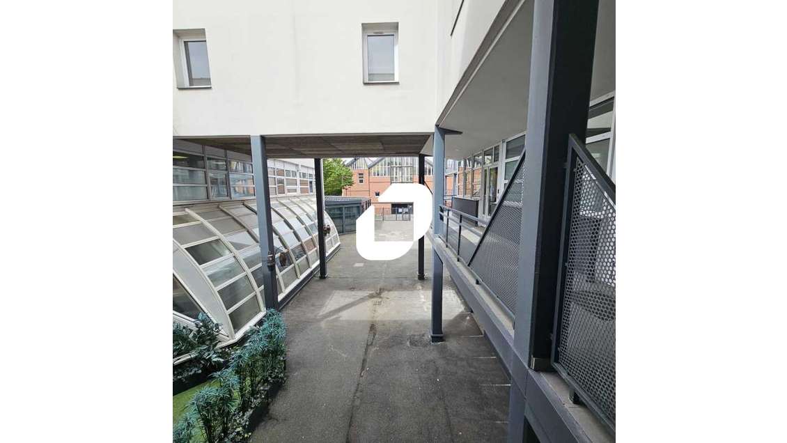 A louer Bureaux 907m² Saint denis