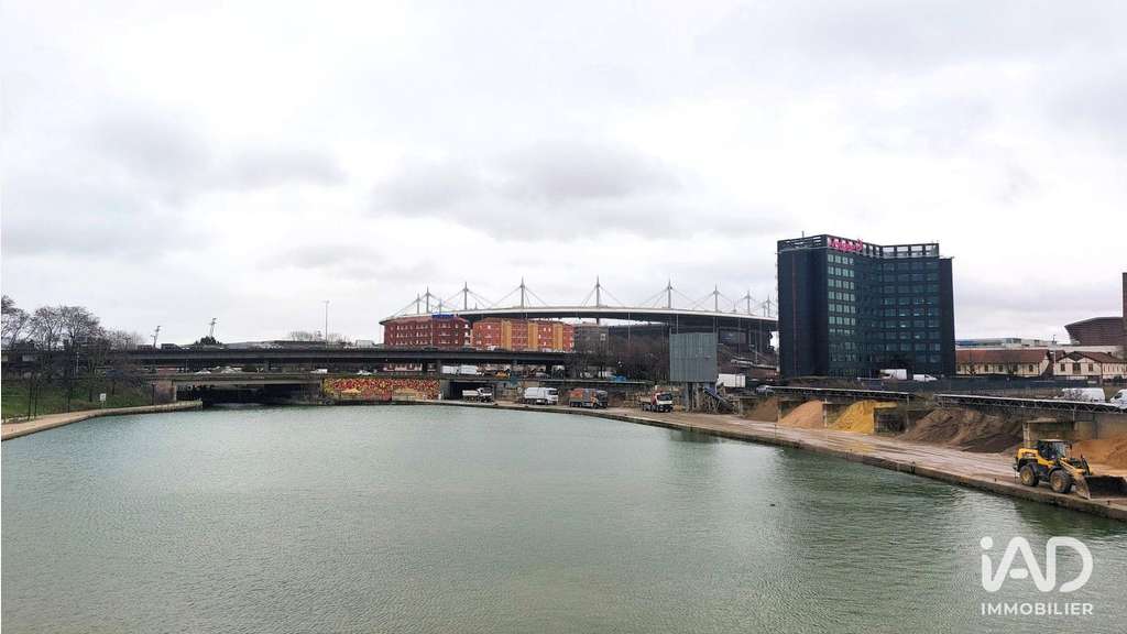 A louer bureaux de 20m² à 83m² à Saint-Denis