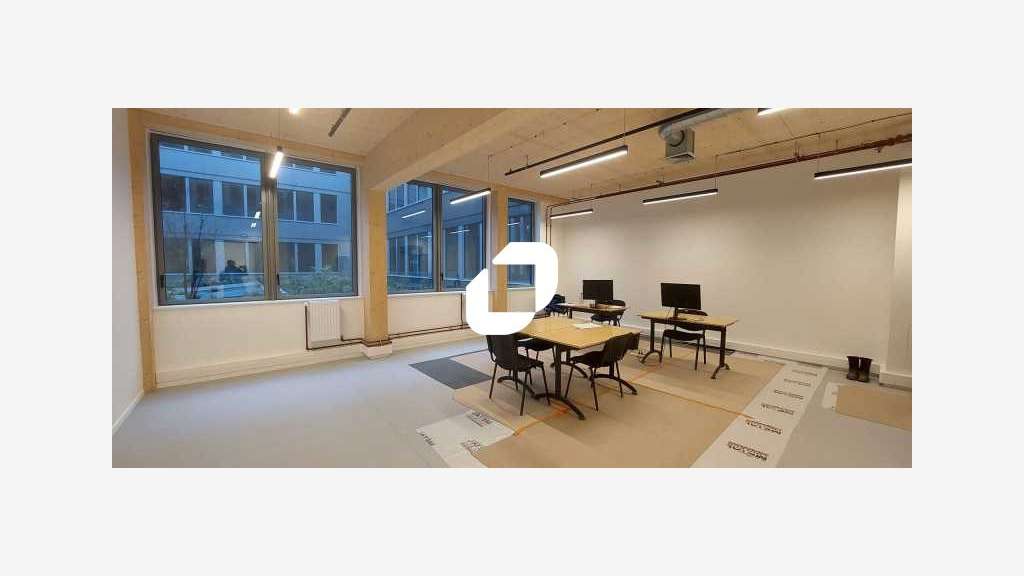 A louer Bureaux 8894m² Saint denis