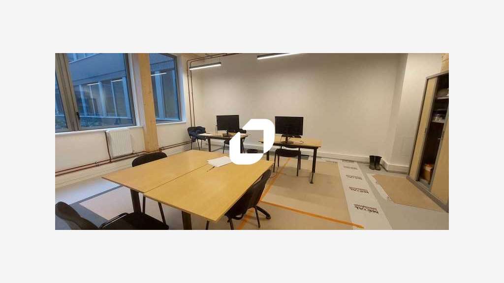 A louer Bureaux 8894m² Saint denis