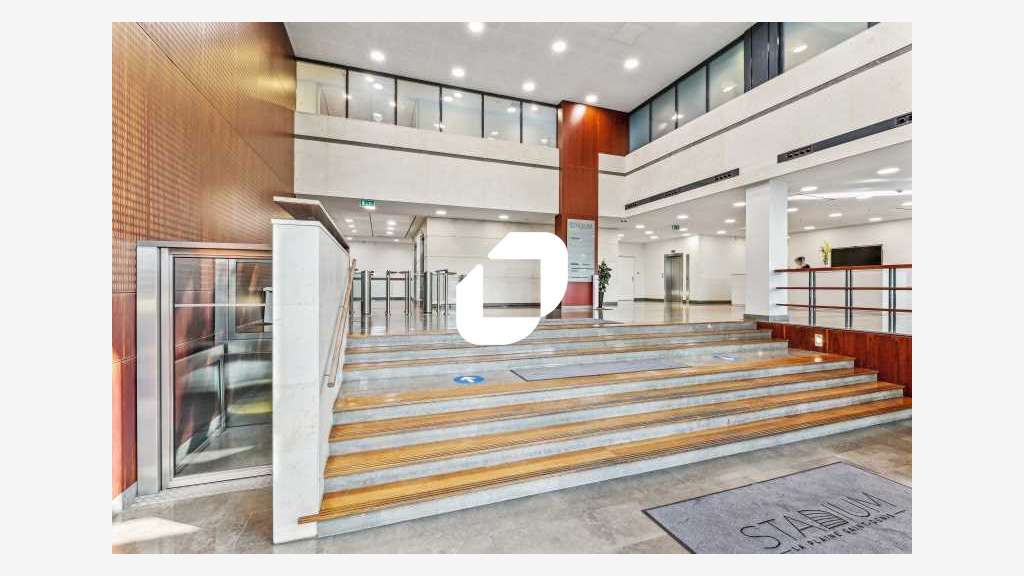 A louer Bureaux 2456m² Saint denis
