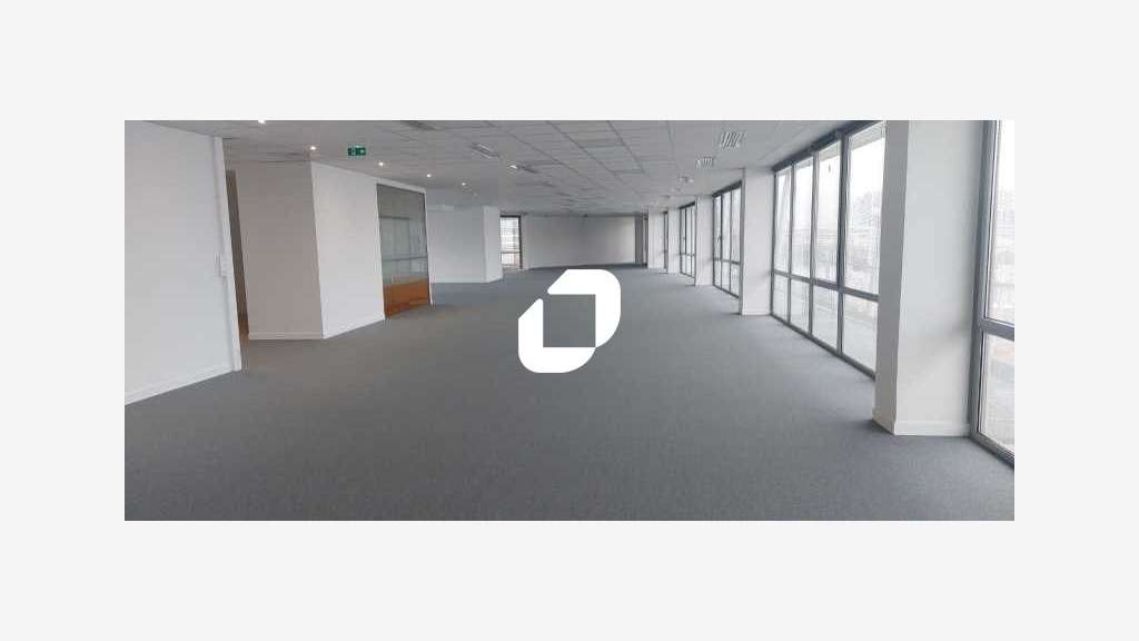 A louer Bureaux 3561m² Saint denis