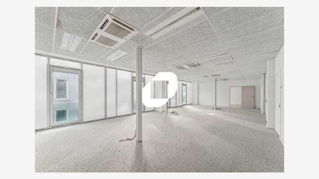 A louer Bureaux 1472m² Saint denis