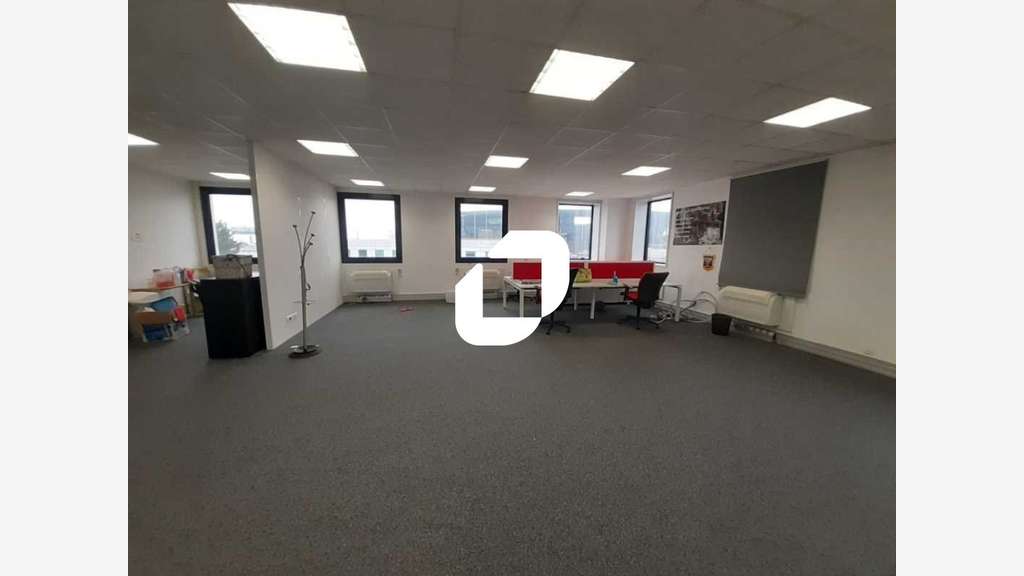 A louer Bureaux 167m² Saint denis