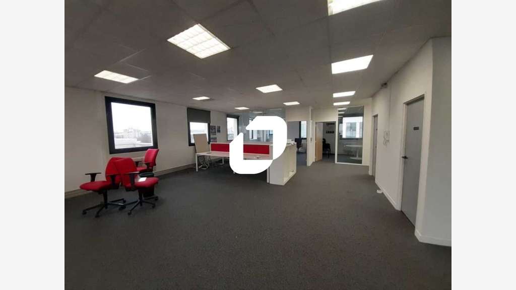 A louer Bureaux 167m² Saint denis