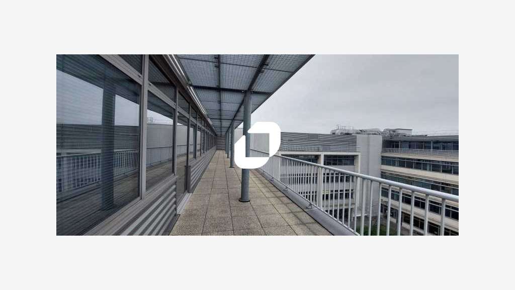 A louer Bureaux 401m² Saint denis