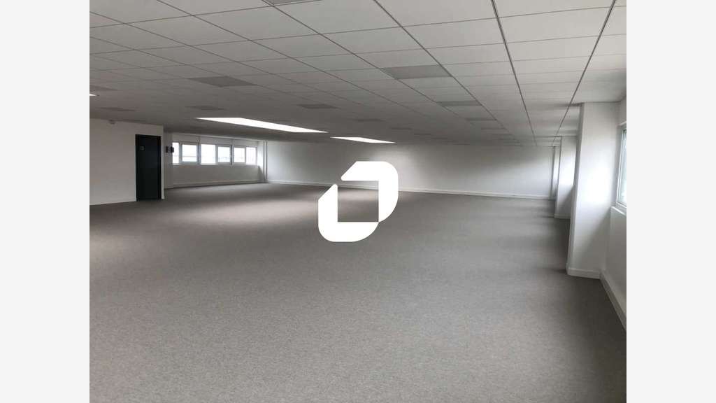 A louer Bureaux 258m² Saint denis