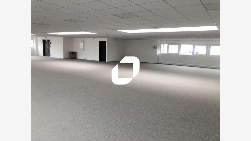 A louer Bureaux 258m² Saint denis