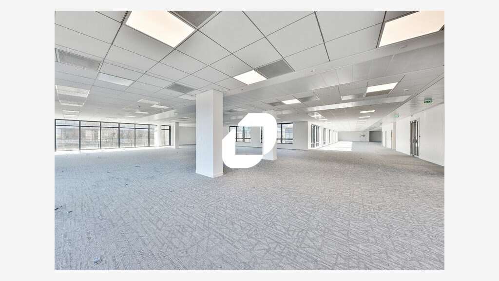 A louer Bureaux 4049m² Saint denis