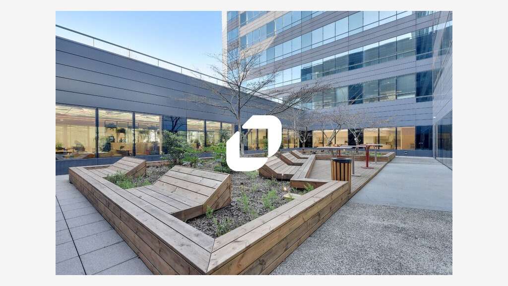 A louer Bureaux 4049m² Saint denis