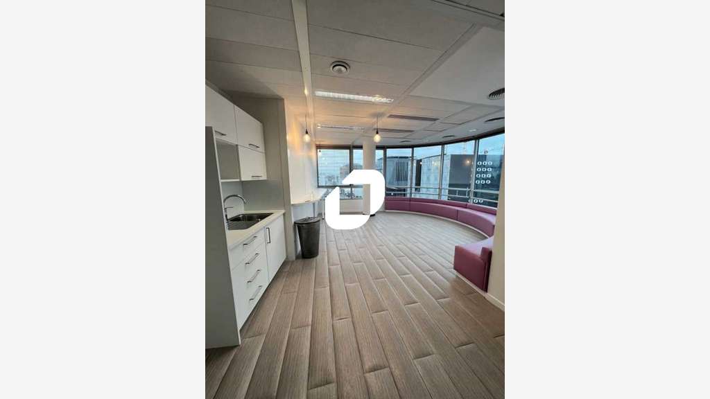 A louer Bureaux 450m² Saint denis
