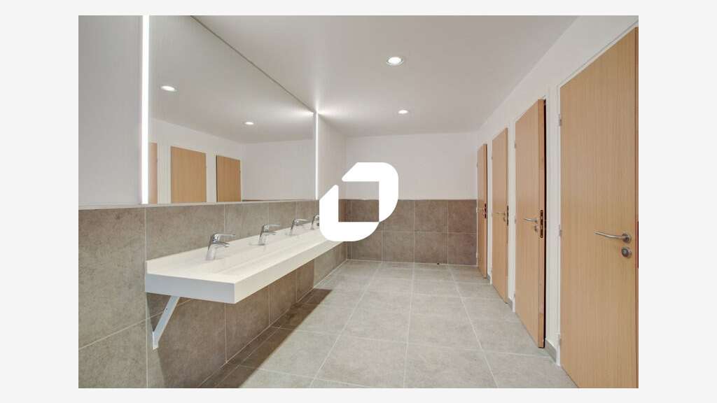 A louer Bureaux 1356m² Saint denis
