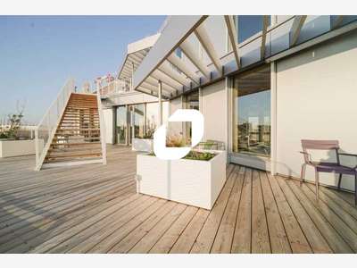 A louer Bureaux 6646m² Saint denis