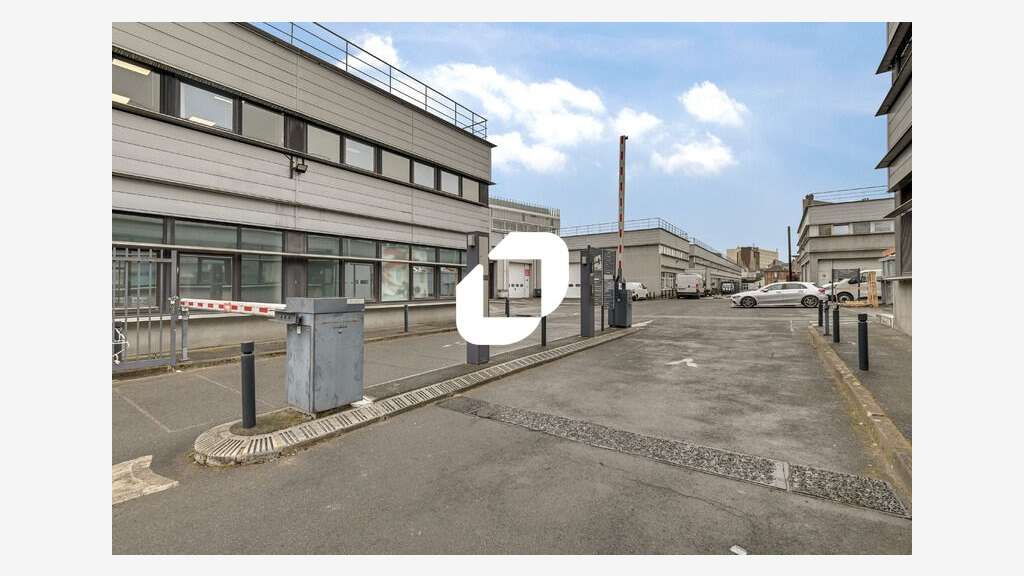 A louer Bureaux 343m² Saint denis
