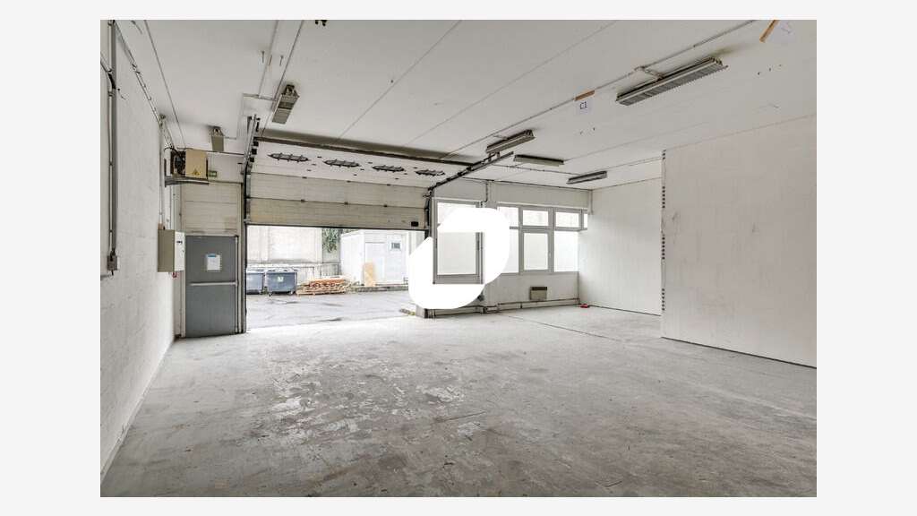 A louer Bureaux 396m² Saint denis
