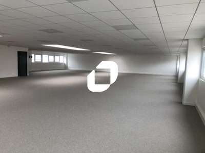 A louer Bureaux 181m² Saint denis