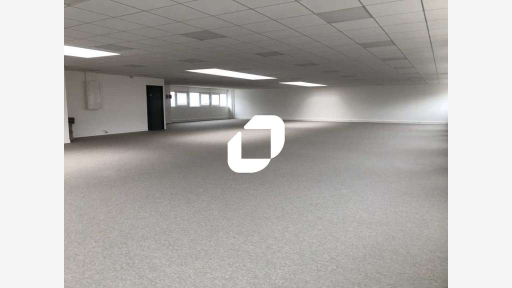 A louer Bureaux 267m² Saint denis