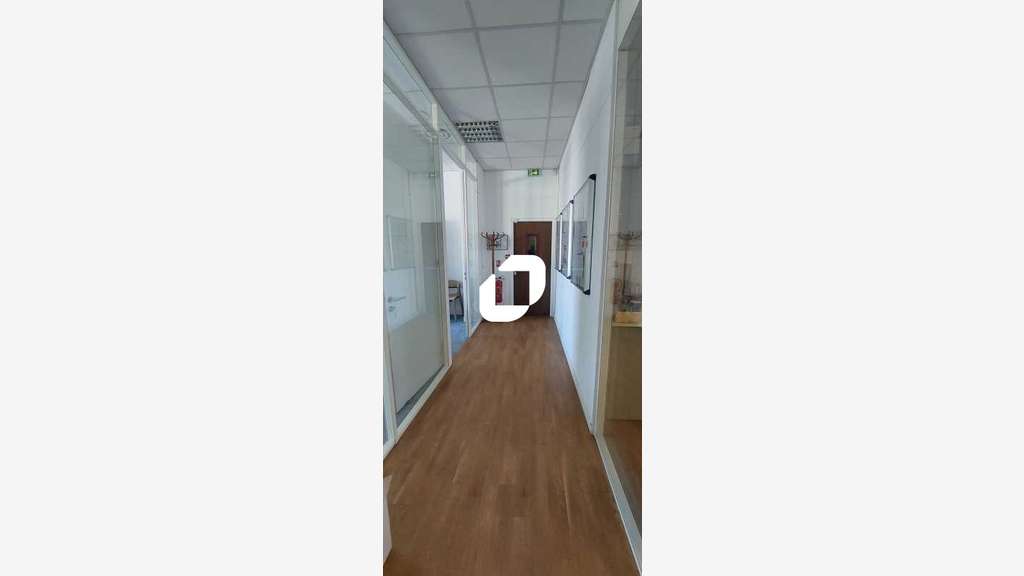 A louer Bureaux 262m² Saint denis