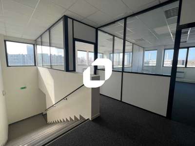 A louer Bureaux 212m² Saint denis