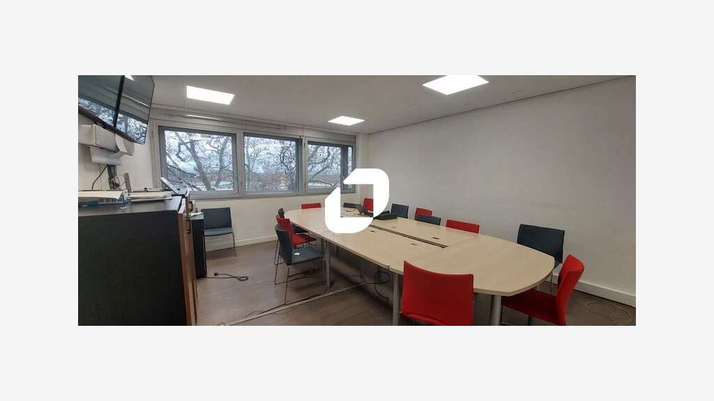 A louer Bureaux 2836m² Saint denis