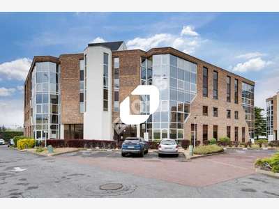 A louer Bureaux 2556m² Saint denis