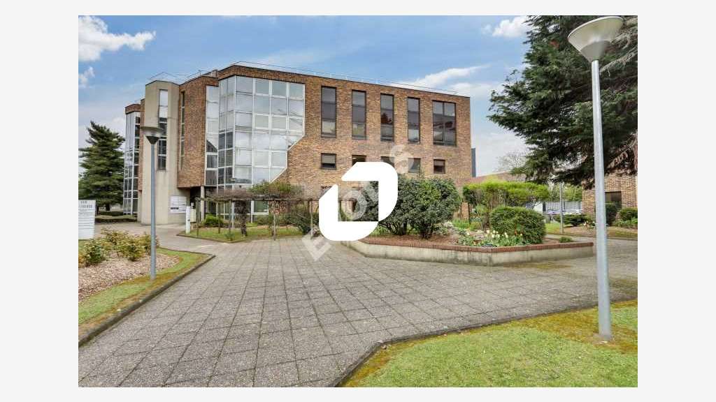 A louer Bureaux 2556m² Saint denis