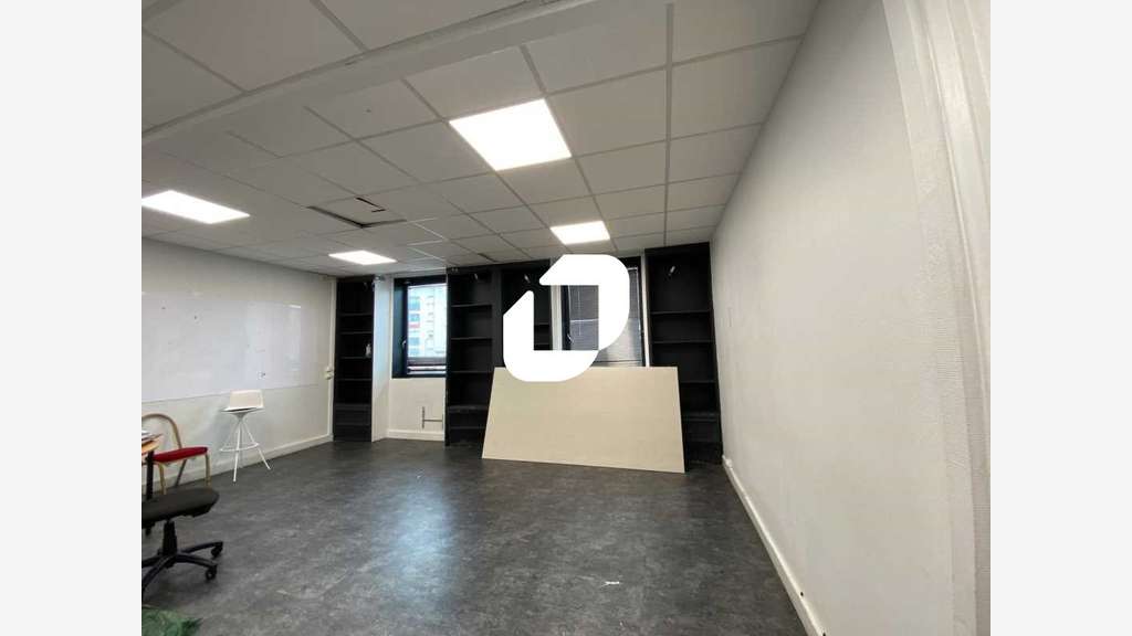 A louer Bureaux 103m² Saint denis