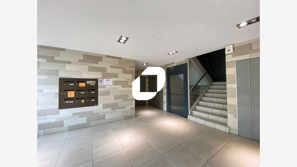 A louer Bureaux 103m² Saint denis