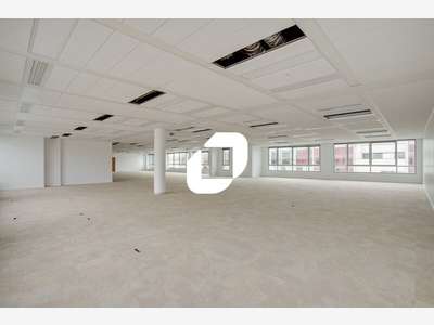 A louer Bureaux 1806m² Saint denis