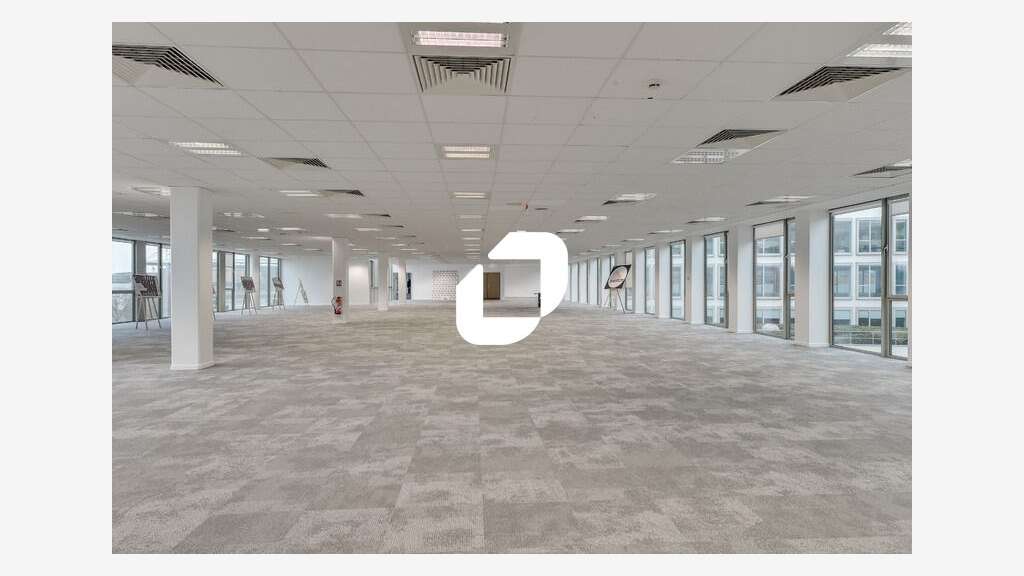 A louer Bureaux 7000m² Saint denis