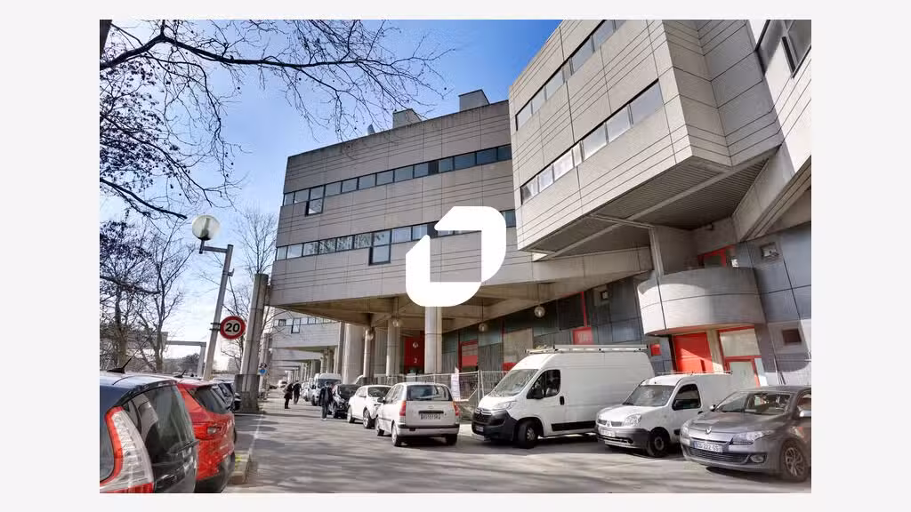 A louer bureaux de 1069m² à Saint Denis