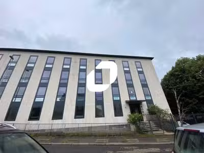 A louer Bureaux 115m² Saint denis