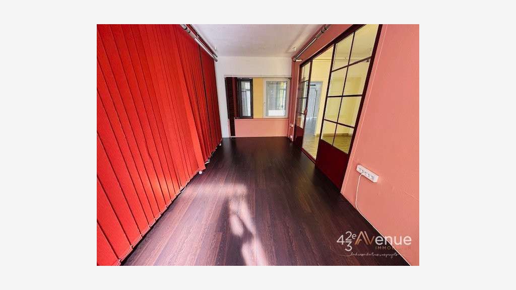 Bureau 105m² RDC Rue de la Montat/Châteaucreux