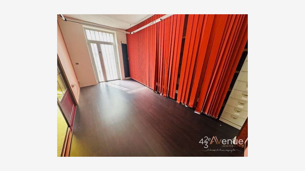 Bureau 105m² RDC Rue de la Montat/Châteaucreux