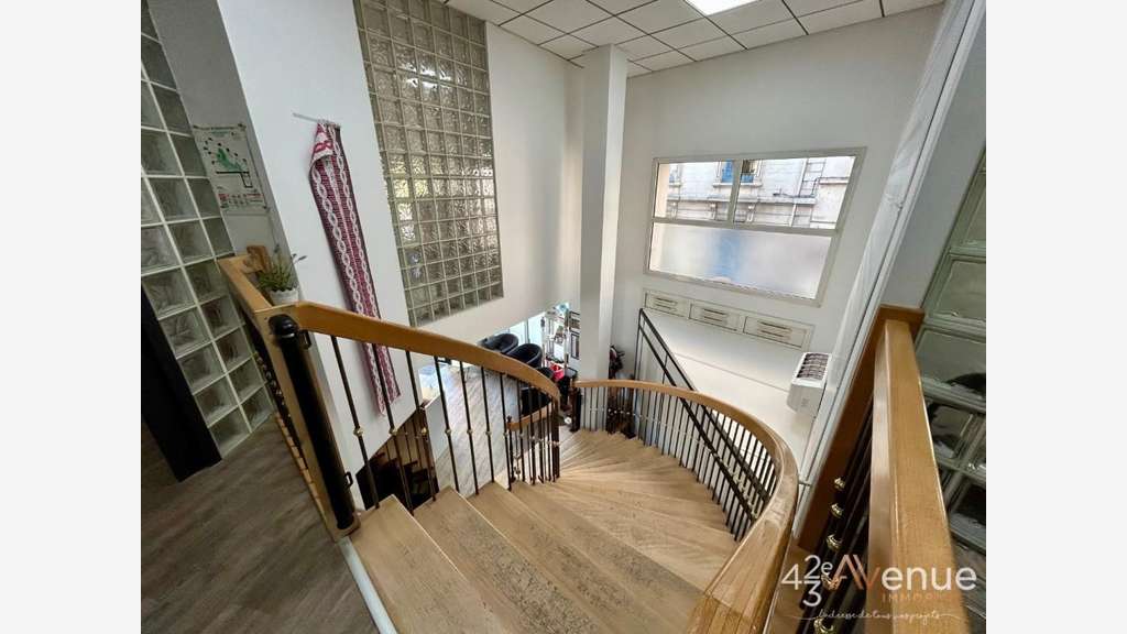 A louer bureaux 275m² à Saint-Etienne Bellevue