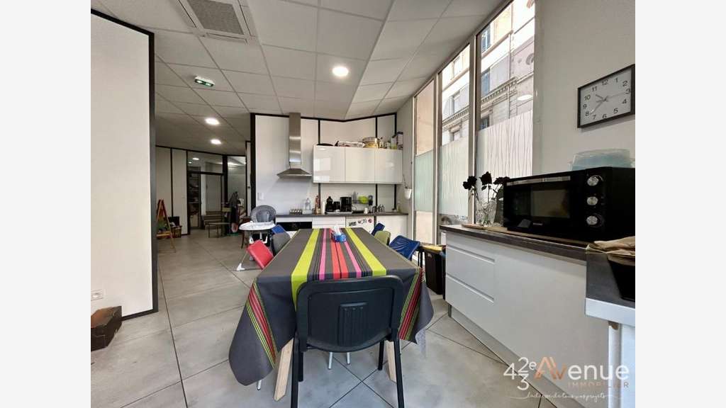 A louer bureaux 275m² à Saint-Etienne Bellevue