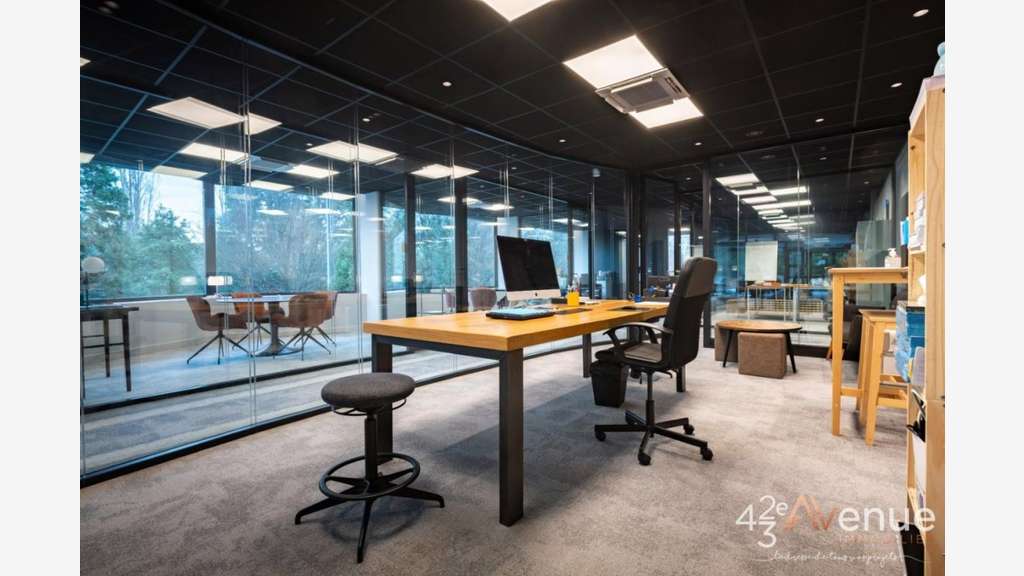 A louer bureaux 327m² Saint-Étienne proche Fauriel