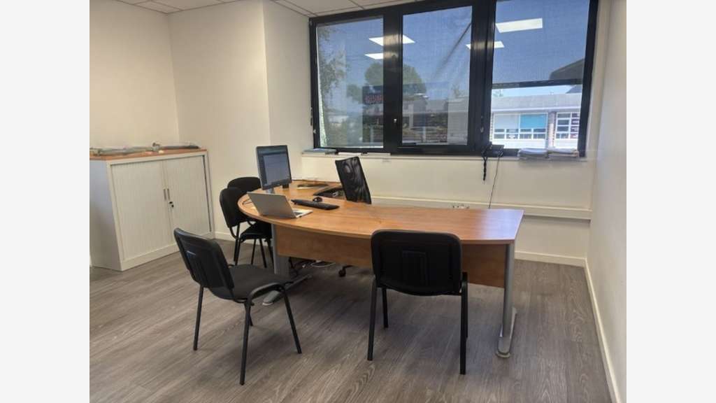 A louer 1 lot de bureaux ERP St-Etienne Technopole
