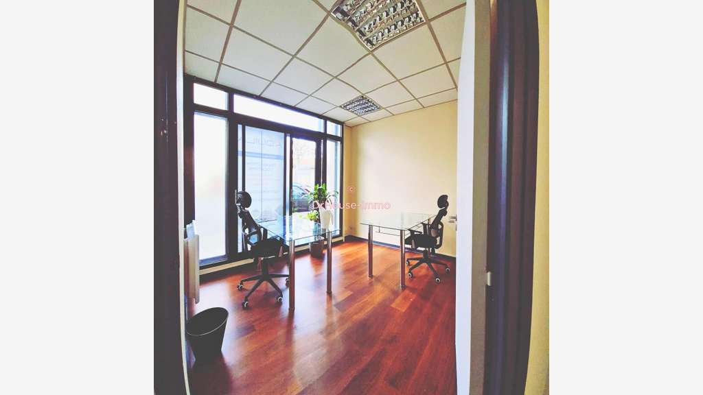 Location Bureaux 153 m² quartier Bergson, idéal p