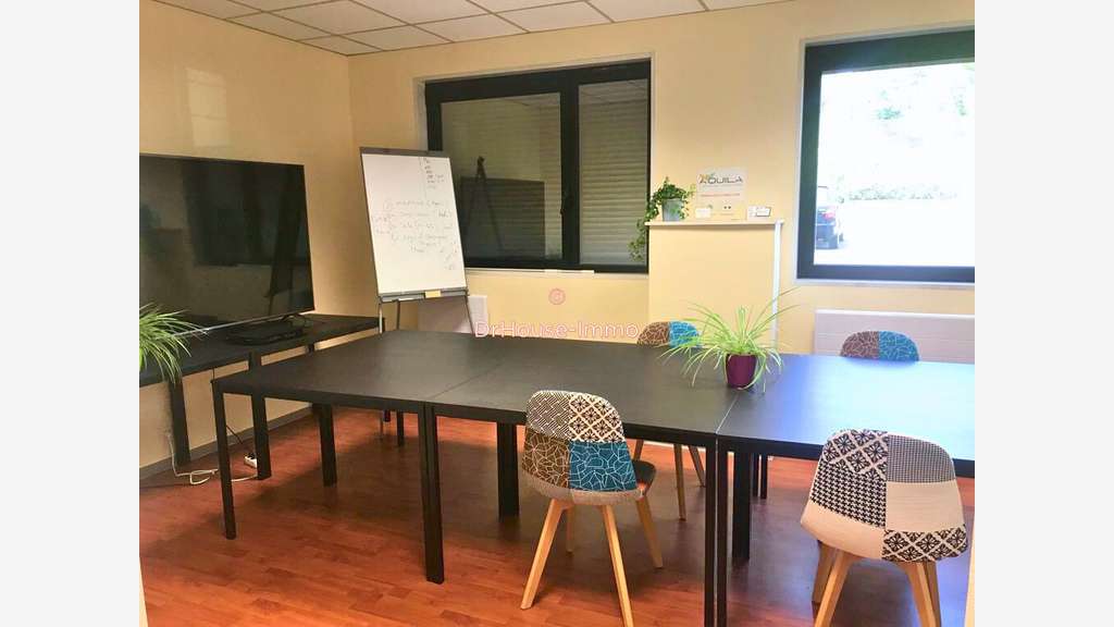 Location Bureaux 153 m² quartier Bergson, idéal p