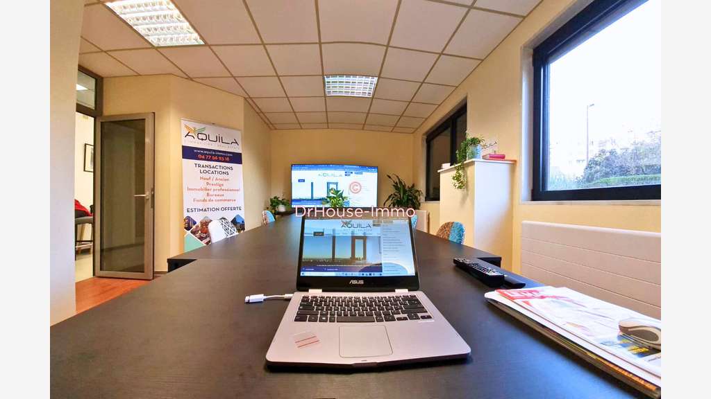 Location Bureaux 153 m² quartier Bergson, idéal p