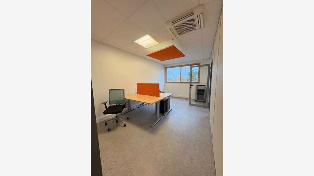 Bureau 15m² à louer Saint Etienne du Rouvray (76)