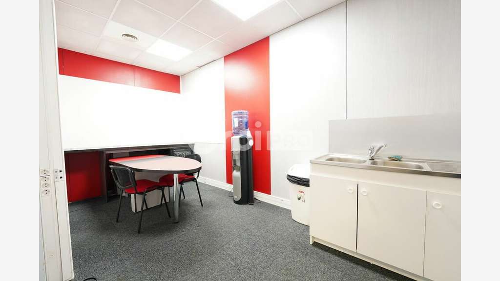 Bureaux à louer de 210m² à Saint Genis Laval