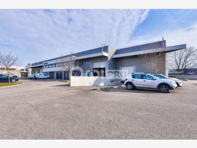 Bureaux 126m² à louer à Saint Genis Laval